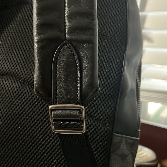 WEST SLIM BACKPACK IN SIGNATURE CANVAS (COACH F78756)
CHARCOAL/BLACK - Picture 7 of 16